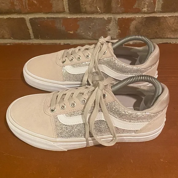 Women's VANS - Picture 2 of 8